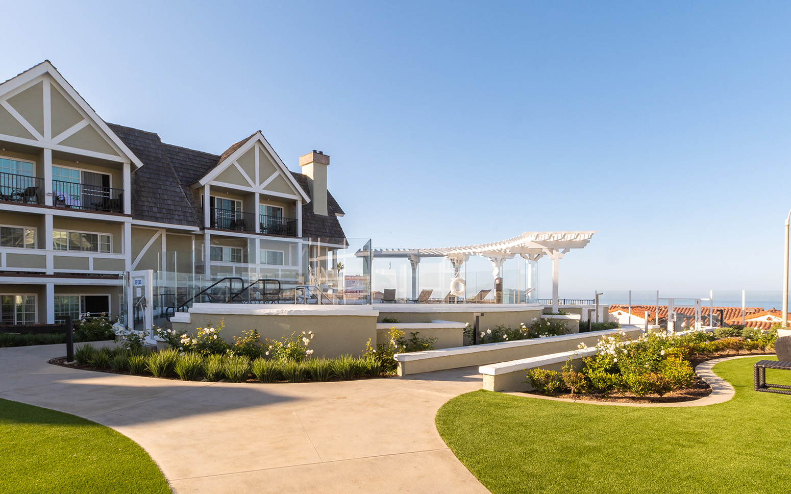 Carlsbad Inn Beach Resort homepage hero image