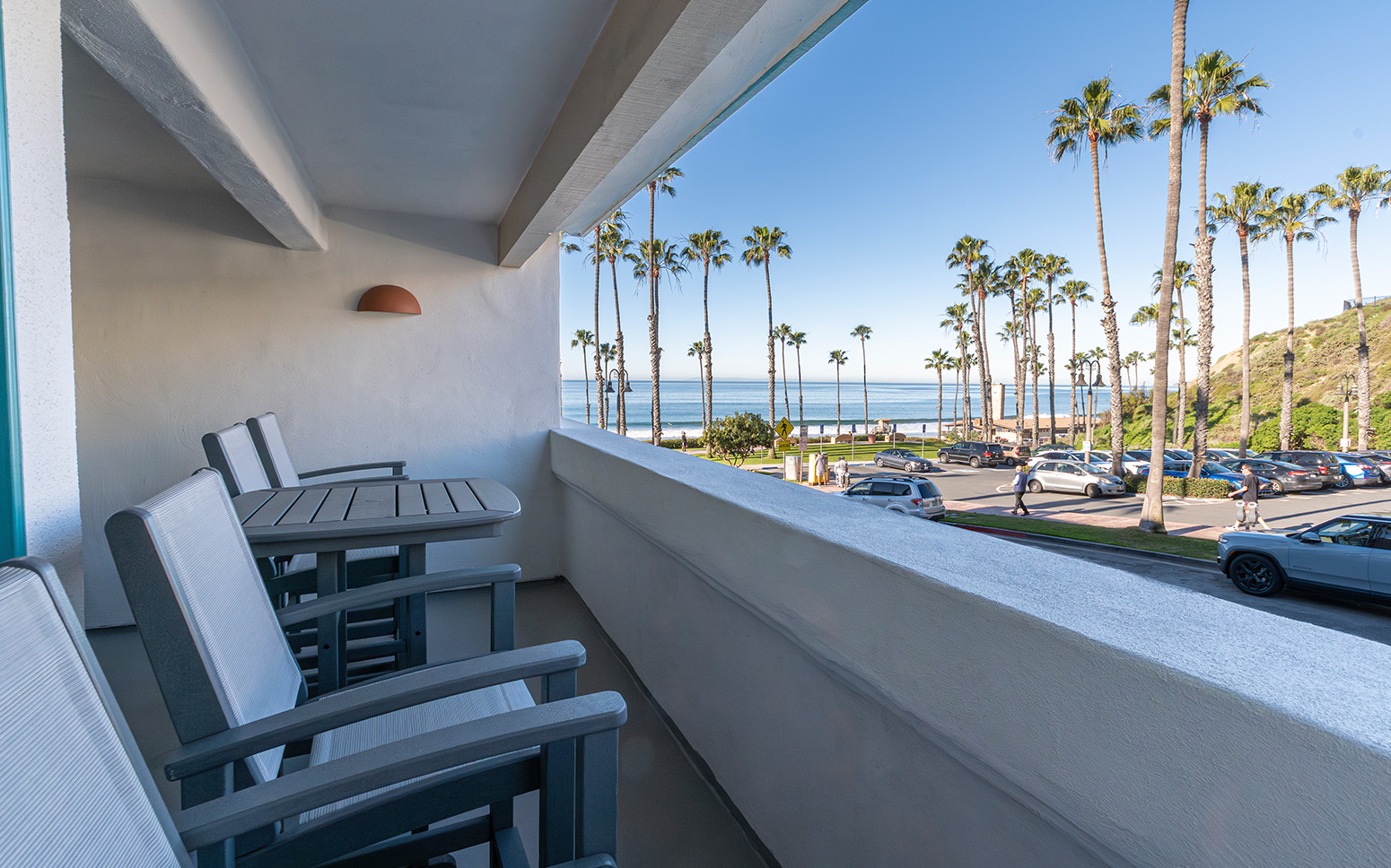 San Clemente Cove park view balcony
